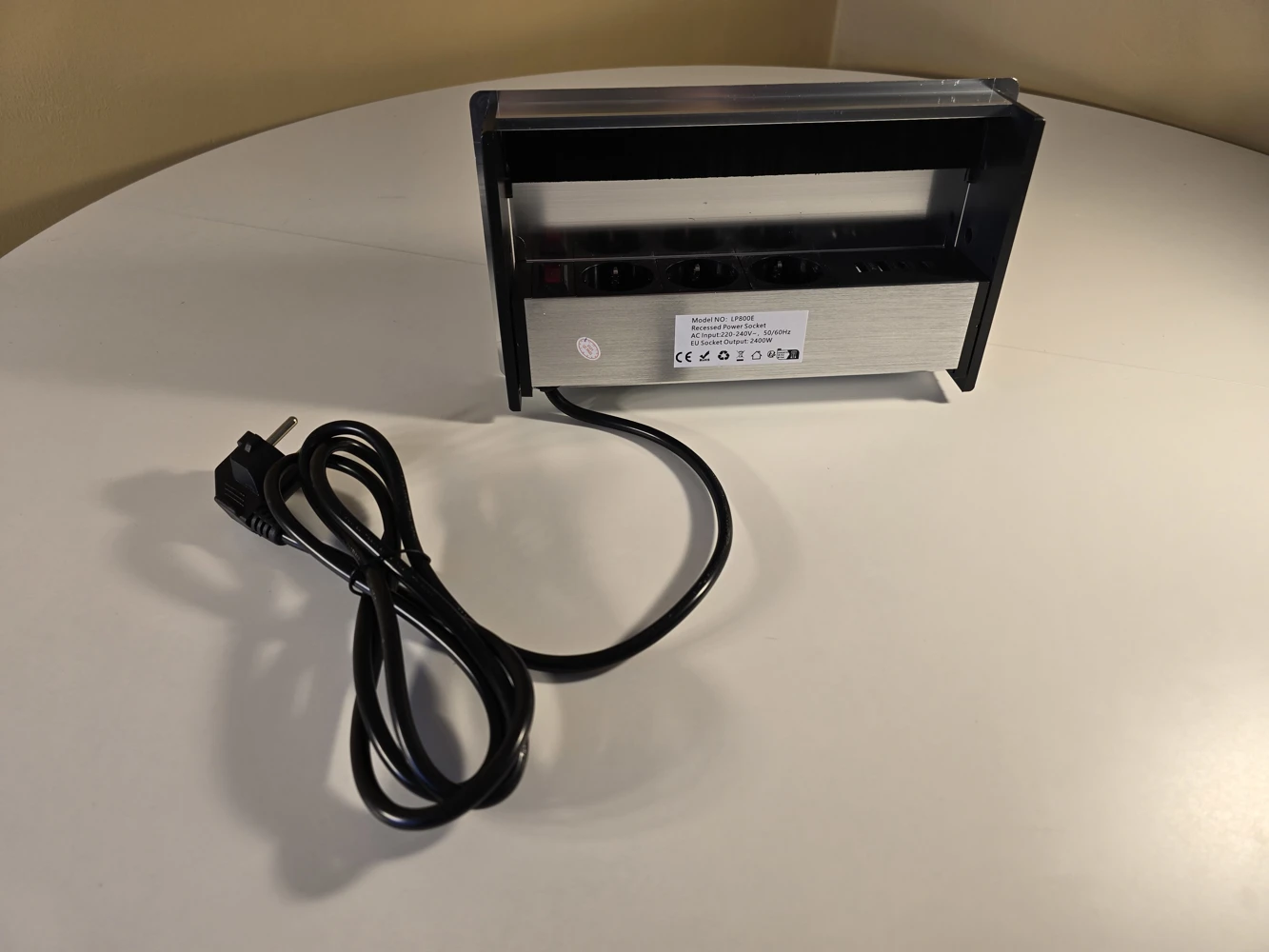 Gniazda wpuszczane blatowe aluminium chowane 220V 4xUSB PD 30W kabel 1,8 m LP800E